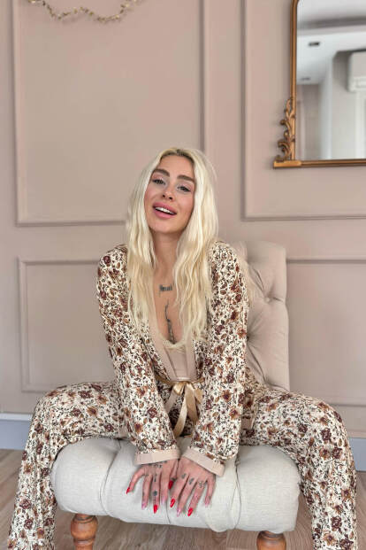 Bej Autumn Blossom Exclusive Örme Sabahlıklı Kadın Pijama Takım - 4