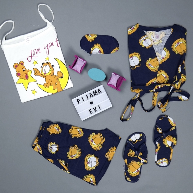 Garfield Love Desenli Şortlu Sabahlıklı Pijama Takımı - 3