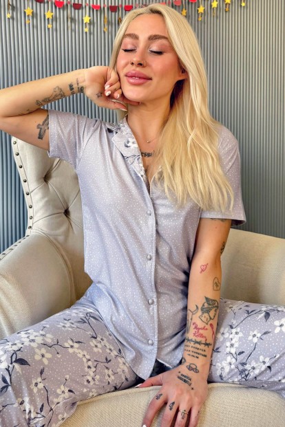 Gri Florado Exclusive Önden Düğmeli Kısa Kollu Kadın Pijama Takımı - 1