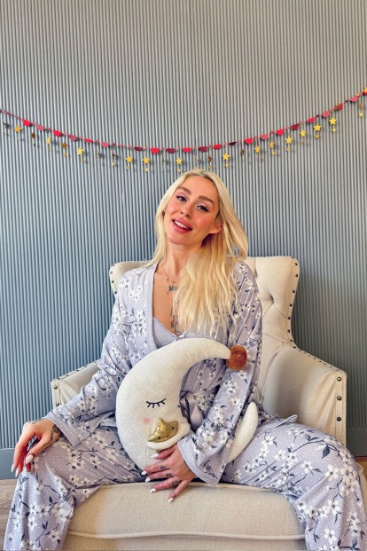 Gri Flore Exclusive Örme Sabahlıklı Kadın Pijama Takımı - 5