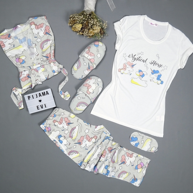 Gri Unicorn Desenli Sabahlıklı Pijama Takımı - 1