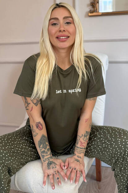 Haki Let It Spring Desenli Bambu Kısa Kol Kadın Pijama Takımı - 1