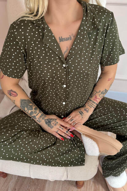 Haki Royal Dots Desenli Bambu Önden Düğmeli Kısa Kol Pijama Takımı - 5