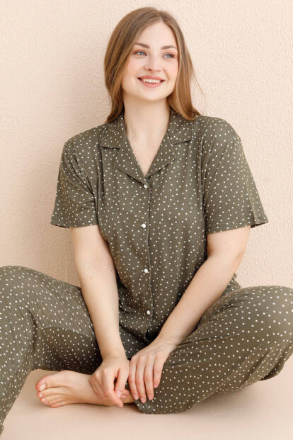 Haki Serene Dots Desenli Bambu Önden Düğmeli Kısa Kol Büyük Beden Battal Pijama Takımı 