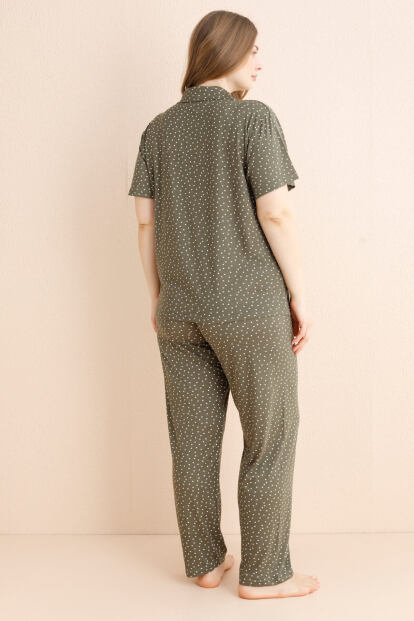 Haki Serene Dots Desenli Bambu Önden Düğmeli Kısa Kol Büyük Beden Battal Pijama Takımı - 3