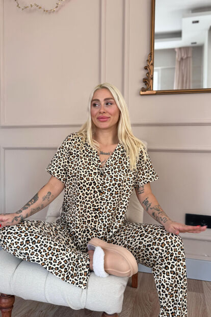 Kahve Leo Desenli Bambu Önden Düğmeli Kısa Kol Pijama Takımı - 3