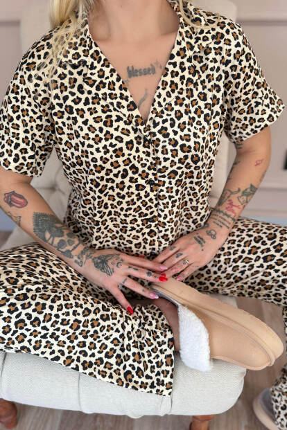 Kahve Leo Desenli Bambu Önden Düğmeli Kısa Kol Pijama Takımı - 5