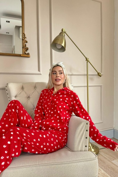 Kırmızı Debesis Desenli Önden Düğmeli Peluş Polar Pijama Takımı - 2
