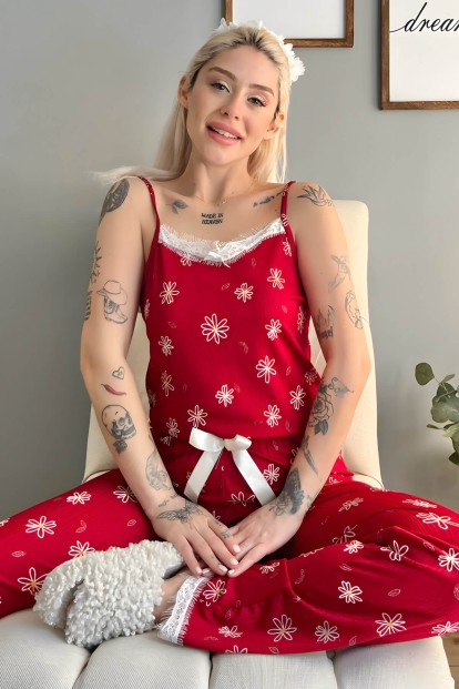 Kırmızı Papatya Dantelli İp Askılı Örme Kadın Pijama Takımı 