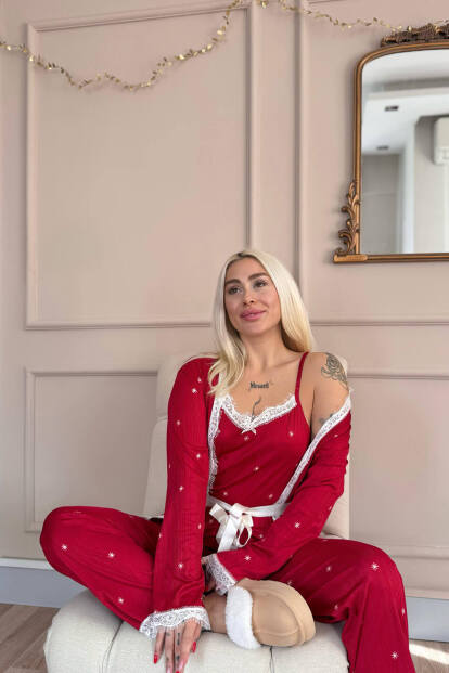 Kırmızı Yıldız Desenli Sabahlıklı Pegasus Pijama Takımı - 3