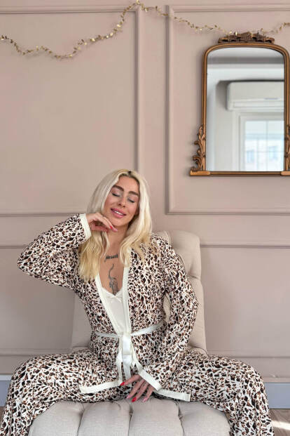 Krem Wild Elegance Exclusive Örme Sabahlıklı Kadın Pijama Takım - 4