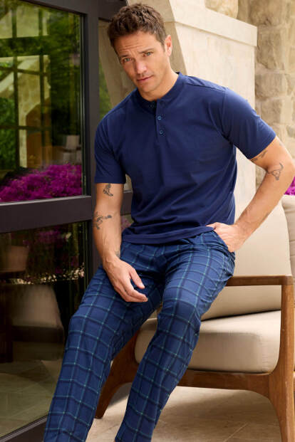 Lacivert Ekose Line Edge Detaylı Kısa Kollu Erkek Pijama Takımı - Pijamaevi