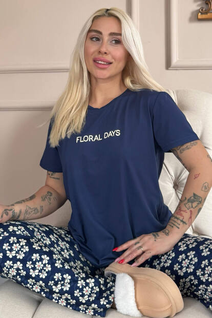 Lacivert Floral Days Desenli Kısa Kollu Örme Kadın Pijama Takımı 