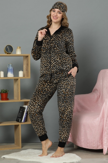 Leopar Desenli Kadın Önden Düğmeli Yumoş Peluş Pijama Takımı - 1