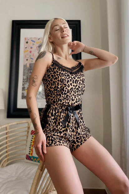 Leopar Pegasus Dantel Detaylı Ip Askı Şortlu Örme Pijama Takımı - 3