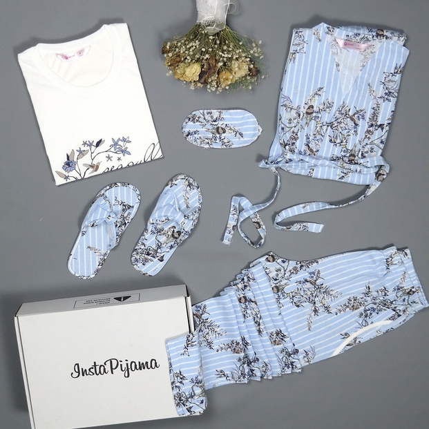 Mavi Çiçek Kuş Desenli Sabahlıklı Pijama Takımı - 2