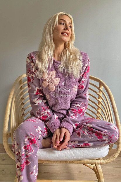 Mor Yaprak Desenli Kadın Peluş Pijama Takımı - 3