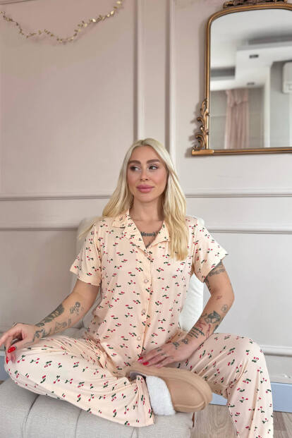 Sarı Royal Cherry Desenli Bambu Önden Düğmeli Kısa Kol Pijama Takımı - 2