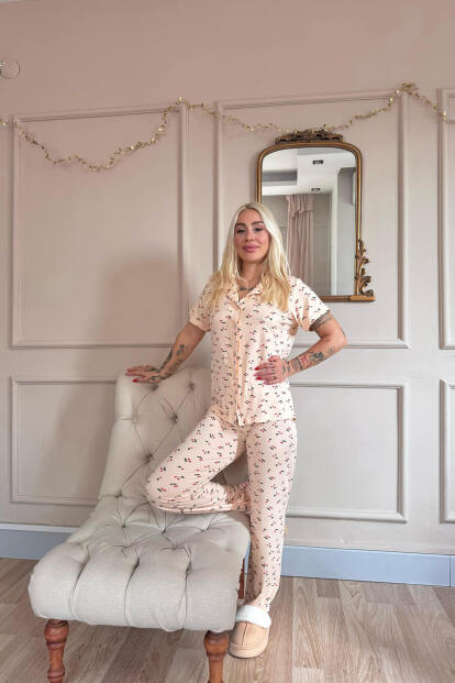 Sarı Royal Cherry Desenli Bambu Önden Düğmeli Kısa Kol Pijama Takımı - 6