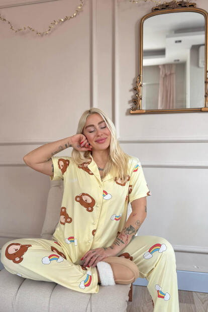 Sarı Teddy Dreams Desenli Bambu Önden Düğmeli Kısa Kol Pijama Takımı - 2