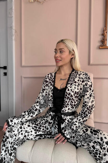 Siyah Beyaz Wild Elegance Exclusive Örme Sabahlıklı Kadın Pijama Takımı - 4