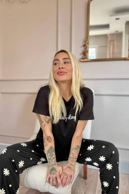 Siyah Daisy Desenli Bambu Kısa Kol Kadın Pijama Takımı - 3