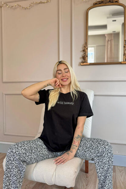 Siyah Gri Wild Beauty Desenli Pamuk Kısa Kollu Kadın Pijama Takımı - 3
