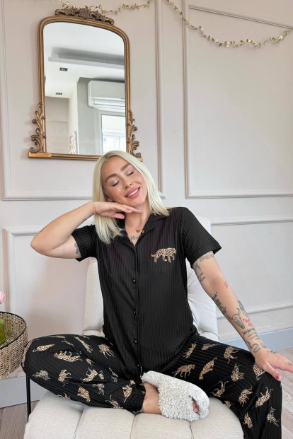 Siyah Leopar Desenli Zincir Önden Düğmeli Kısa Kol Kadın Pijama - 4