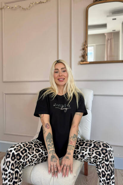Siyah Wild Honey Desenli Pamuk Kısa Kollu Kadın Pijama Takımı - 4