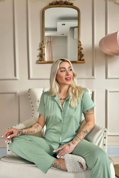Su Yeşili Önden Düğmeli Kısa Kol Örme Kadın Pijama - 4