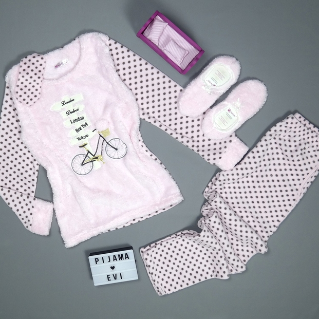 Toz Pembe Bisiklet Desenli Kadın Peluş Pijama Takımı - 1