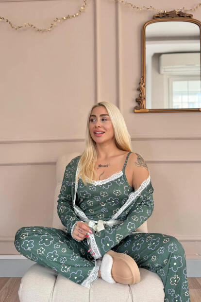 Yeşil Çizgi Çiçek Desenli Sabahlıklı Pegasus Pijama Takımı - 3