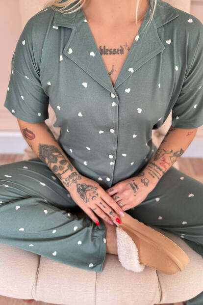 Yeşil Heart Desenli Bambu Önden Düğmeli Kısa Kol Pijama Takımı - 5