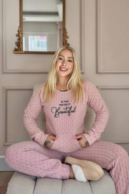 Açık Pembe Beautiful Desenli Kanguru Cepli Peluş Polar Pijama Takımı - Pijamaevi (1)