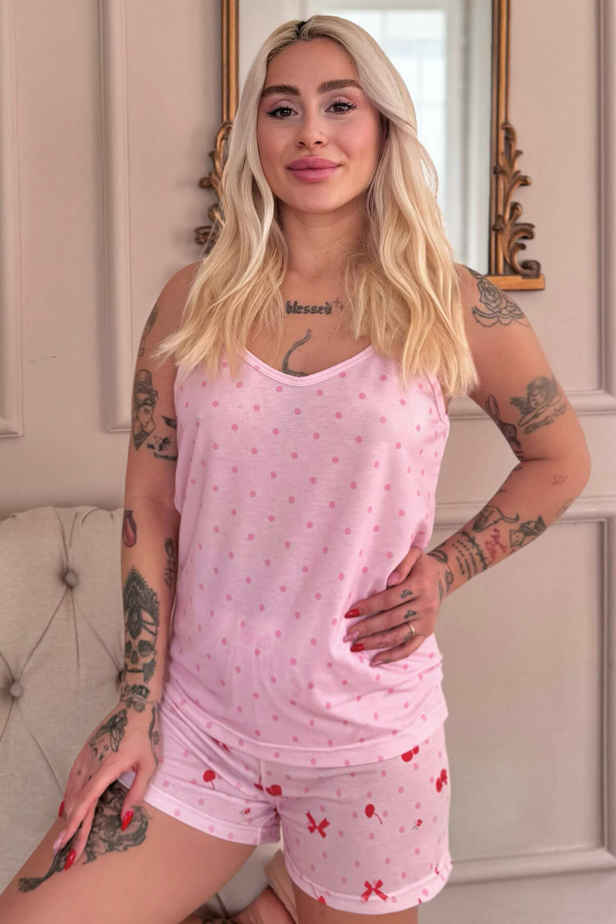 Açık Pembe Cherry Desenli İp Askılı Şortlu Kadın Pijama Takımı