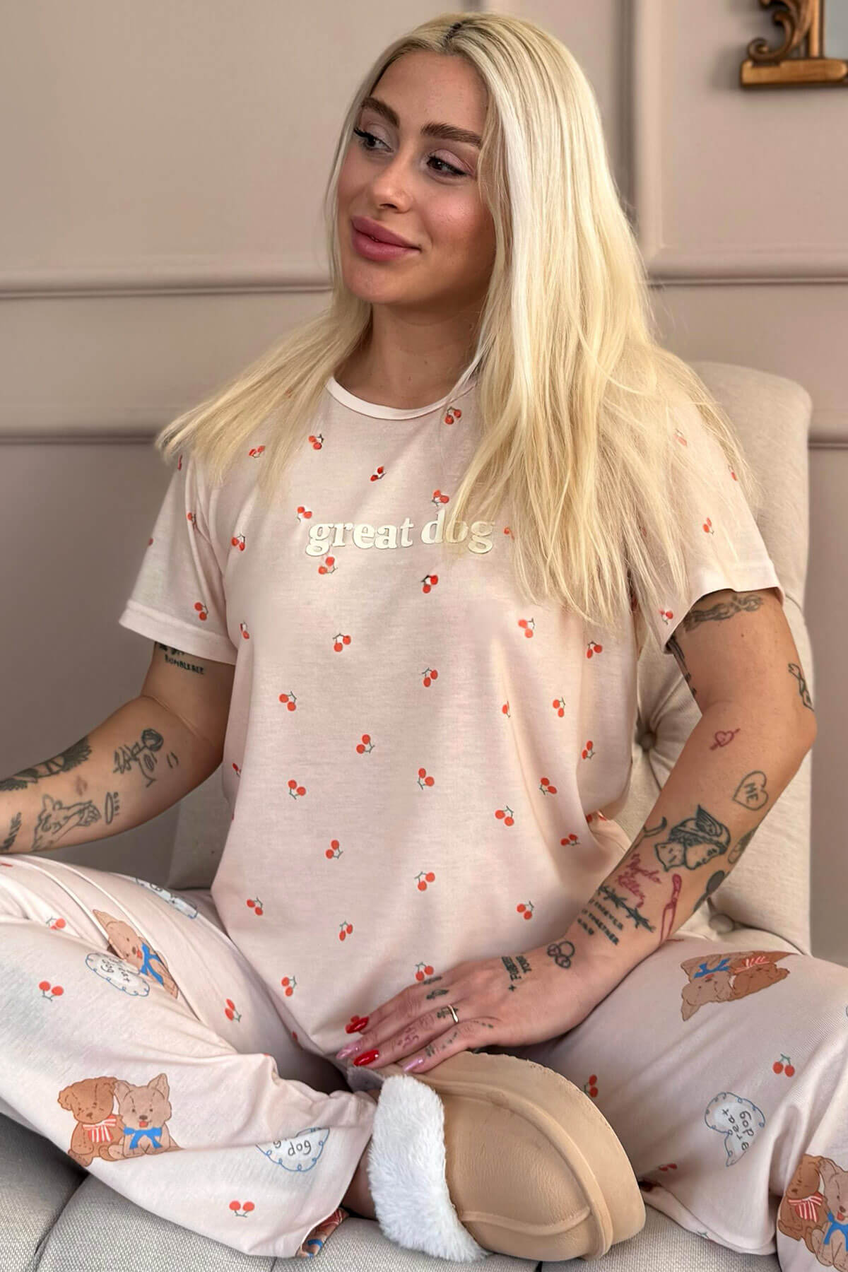 Açık Pudra Great Desenli Örme Kısa Kol Kadın Pijama Takımı