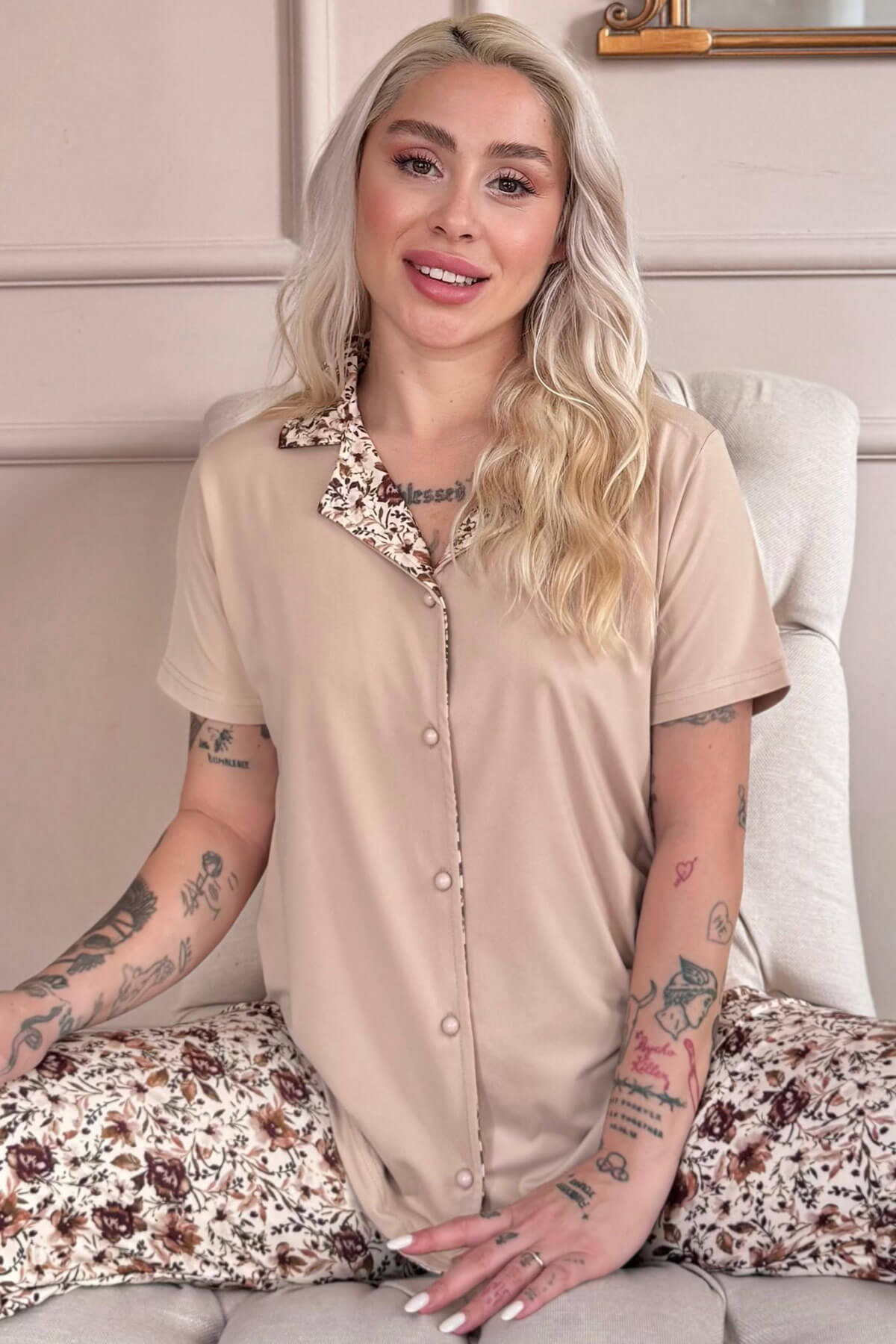 Bej Autumn Blossom Exclusive Önden Düğmeli Kadın Pijama Takımı