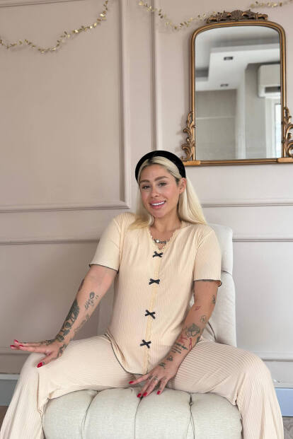 Bej Delicato Örme Kısa Kol Kadın Pijama Takımı - Pijamaevi (1)