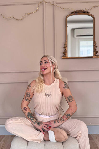 Bej Savannah Leopar Desenli Örme Sıfır Kol Kadın Pijama Takımı - Pijamaevi (1)