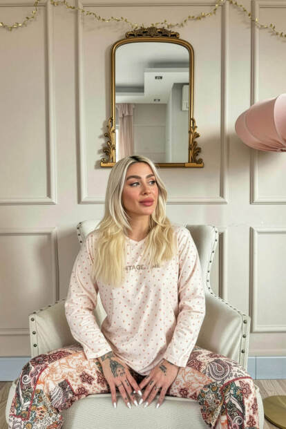 Bej Vintage Desenli Uzun Kollu Bambu Örme Kadın Pijama Takımı - Pijamaevi (1)