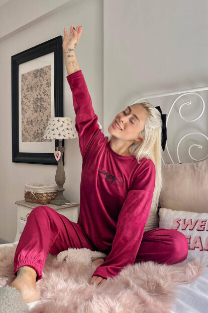 Bordo Enjoy Desenli Exclusive Kadife Kadın Pijama Takımı  - Pijamaevi (1)
