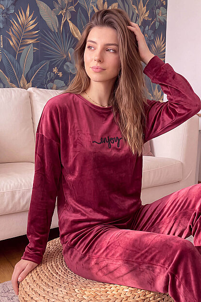 Bordo Enjoy Desenli Exclusive Kadife Kadın Pijama Takımı  - Pijamaevi