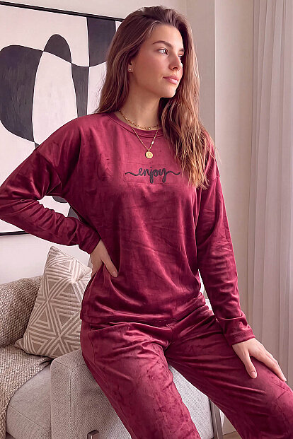 Bordo Enjoy Desenli Exclusive Kadife Kadın Pijama Takımı  - Pijamaevi