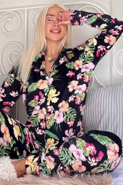 Çok Renli Çiçek Exclusive Kadife Önden Düğmeli Kadın Pijama Takımı  - Pijamaevi