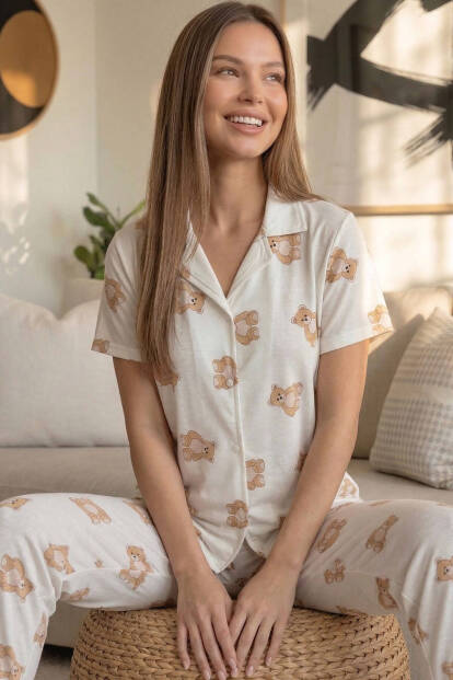 Doux Bear Desenli Bambu Önden Düğmeli Kısa Kol Pijama Takımı - Pijamaevi