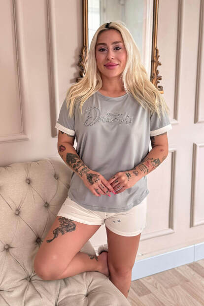 Ekru Dreams Desenli Bambu Kısa Kol Kadın Şortlu Pijama Takımı - Pijamaevi (1)