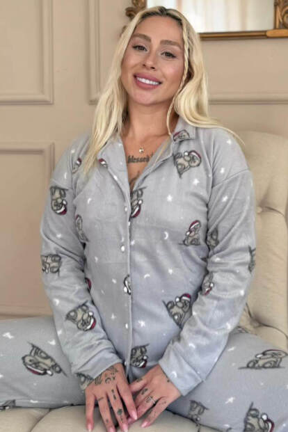 Gri Dreamy Bear Desenli Önden Düğmeli Peluş Polar Pijama Takımı - Pijamaevi