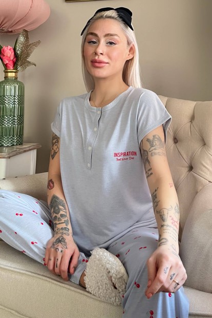 Gri İnspiration Baskılı Örme Patlı Kısa Kollu Kadın Pijama Takım - Pijamaevi