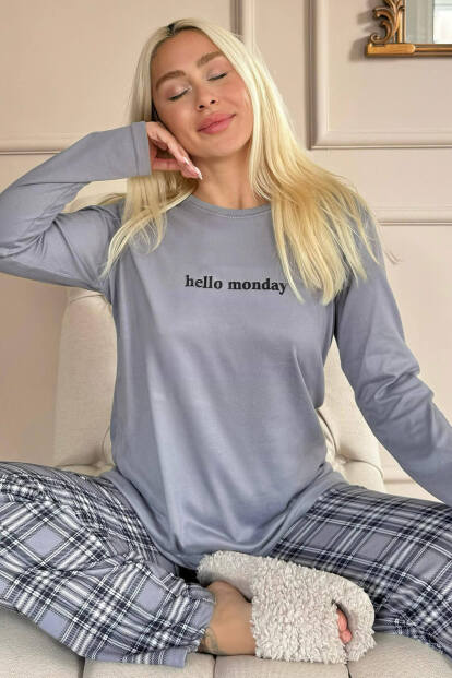 Gri Monday Desenli Termal Kadın Pijama Takımı - Pijamaevi