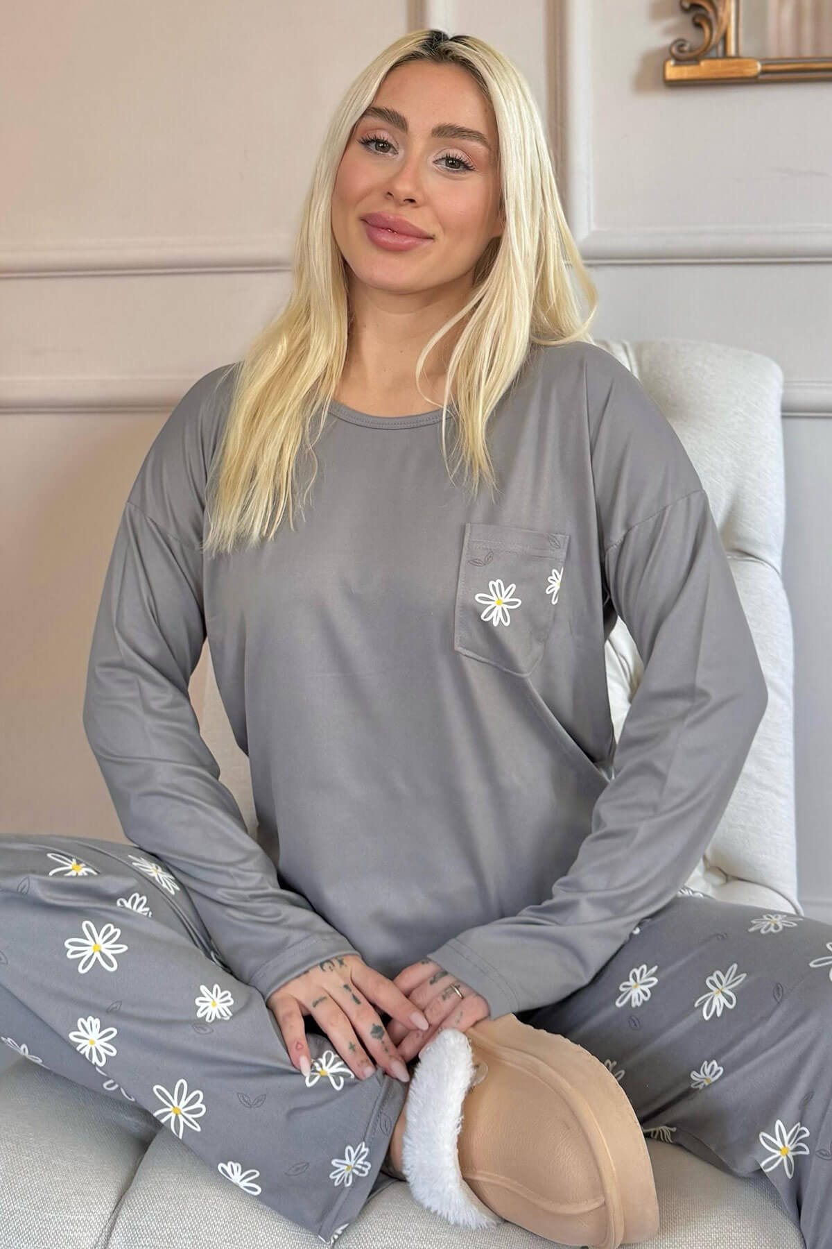 Gri Papatya Desenli Bambu Uzun Kol Kadın Pijama Takımı